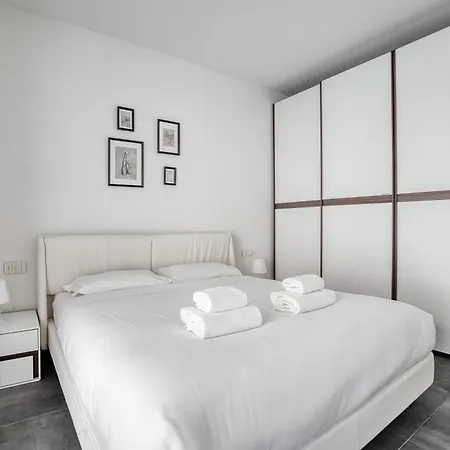Lejlighed Just Urban - With 40sqm Terrace - Solari Milano